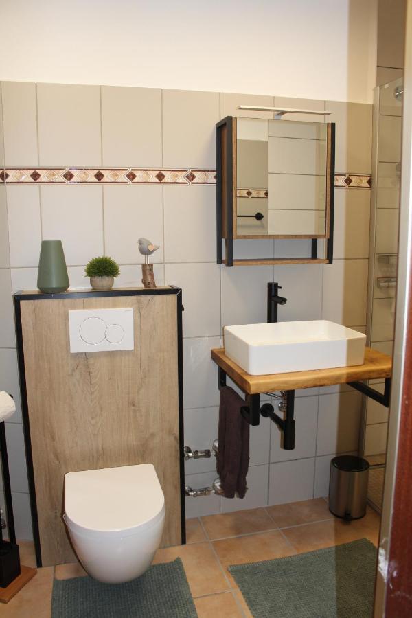 1-Zimmer-Apartment Mit Grossem Balkon Schönwalde Kültér fotó